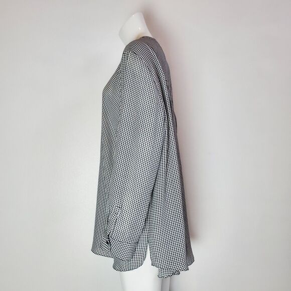 Lane Bryant Plus Size Black Houndstooth Blouse - Picture 2 of 7